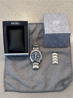 Seiko SRPE53J DressKX Blue Dial